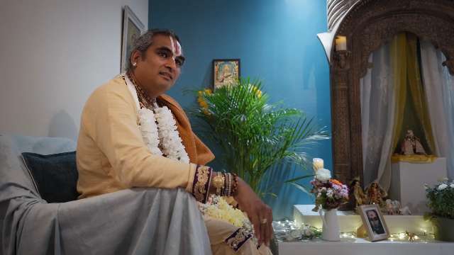 The Grace of Devotional Tears and Mastery Over the Mind