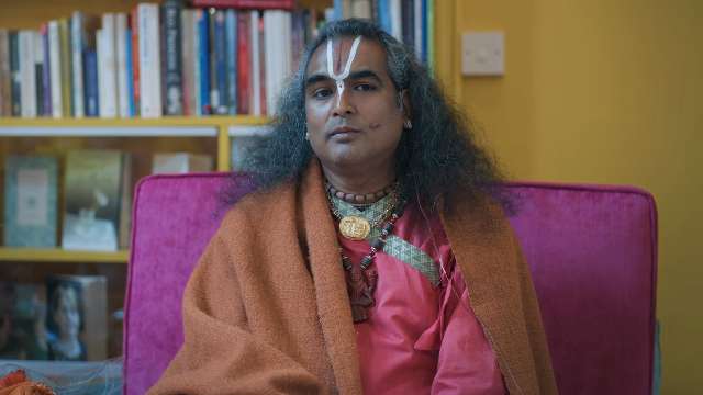 Nature of the Guru and Being in the Present