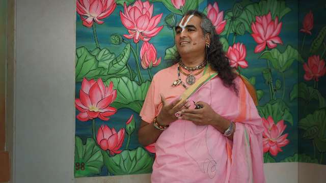 Mirabai and the Essence of Bhakti as Longing