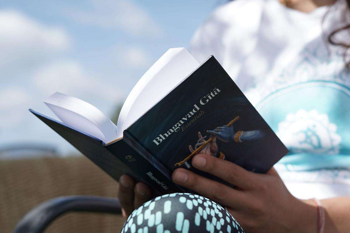 bhagavad-gita-essentials-book-bhakti-marga